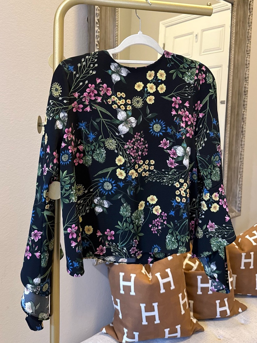 Catherine Malandrino Black Long-Sleeve Floral Blouse